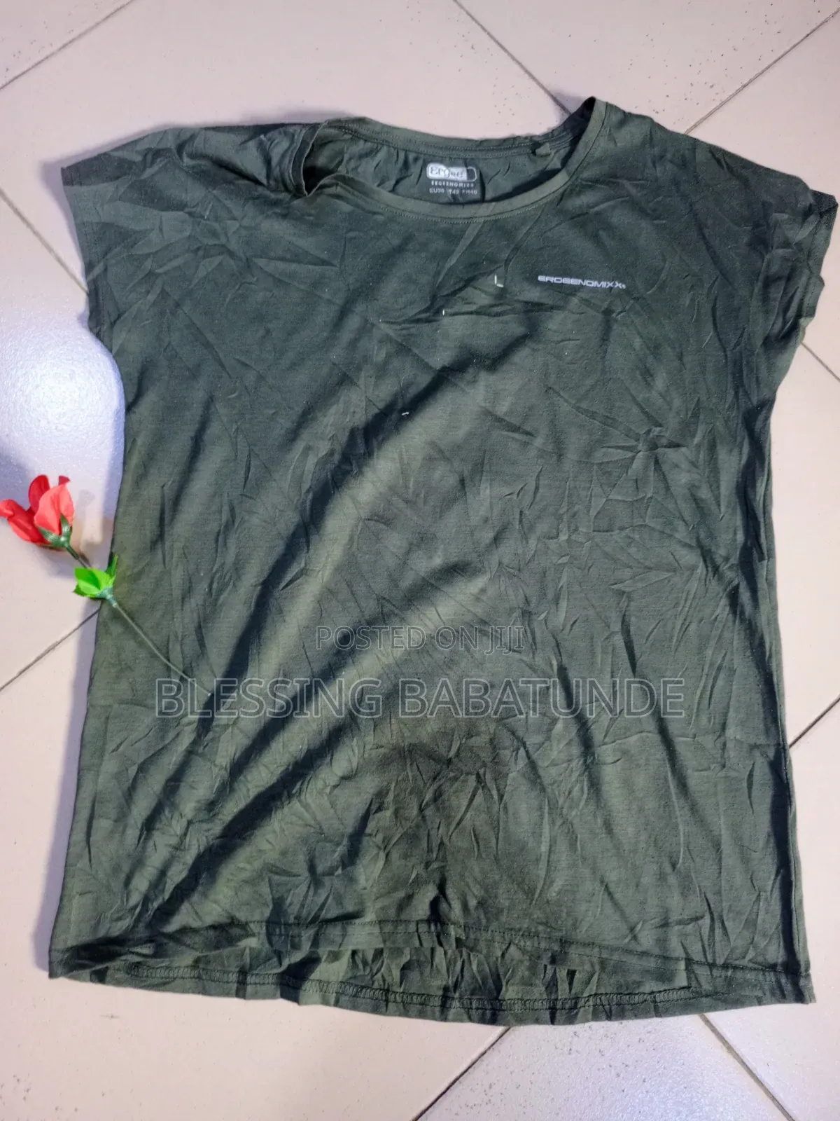 Women's Top