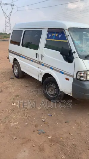 Mazda Bongo 2005 White