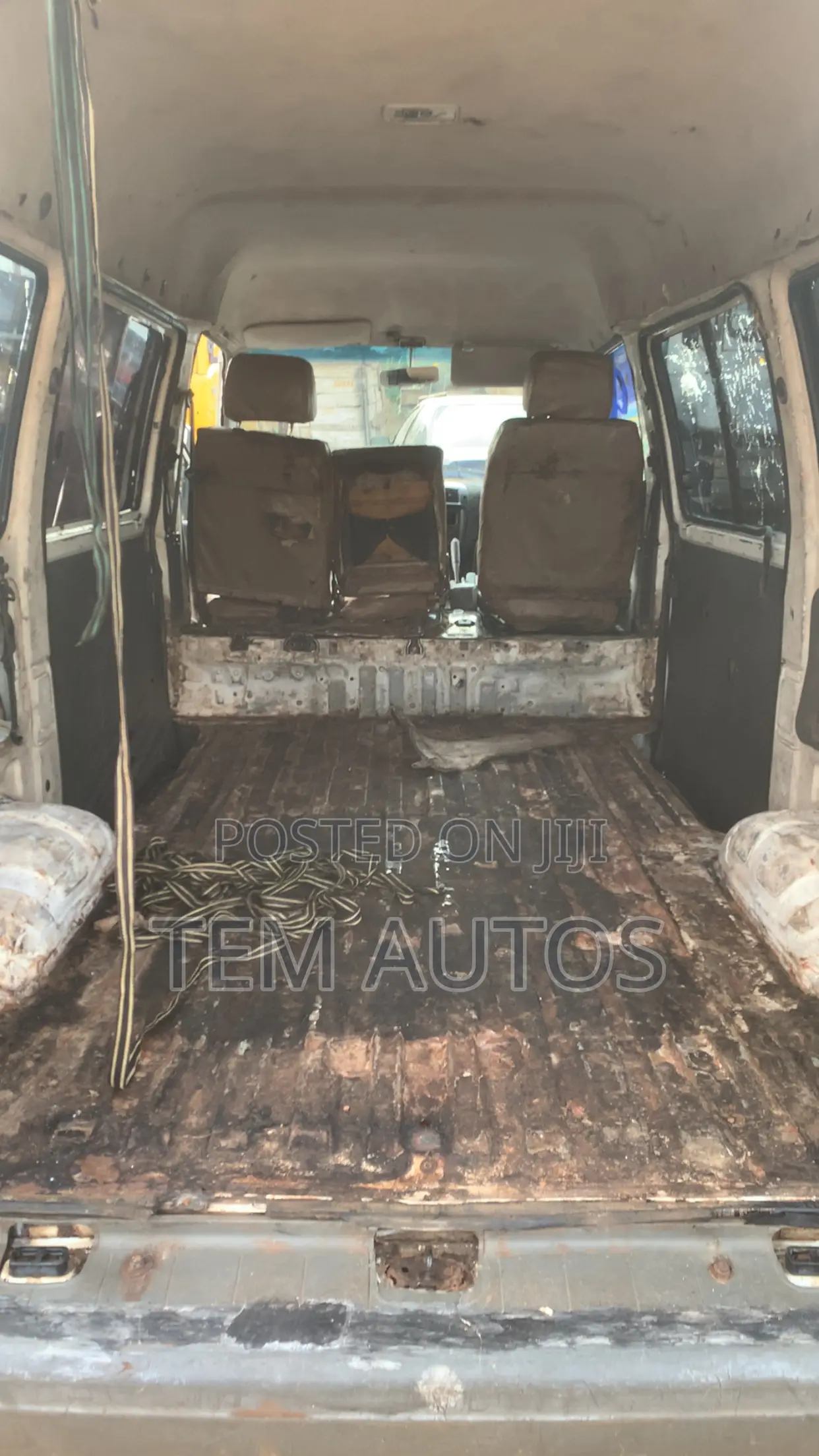 Mazda Bongo 2005 White