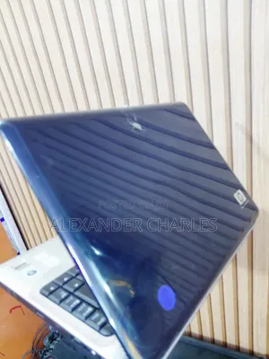 Laptop HP Pavilion Dv2 2GB Intel Pentium HDD 256GB