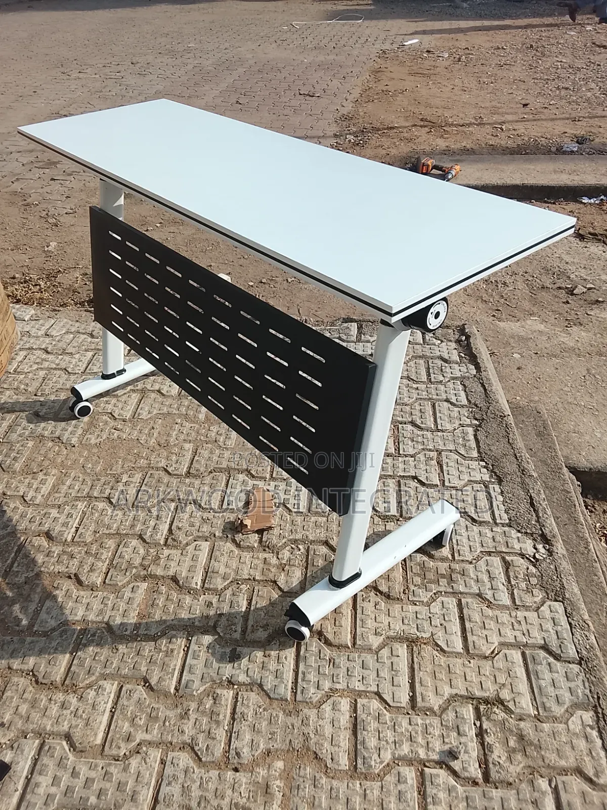 Foldable Top Training Table With Lockable Wheels 40cm/1.2mitre