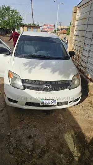 Scion xA Base 2006 White