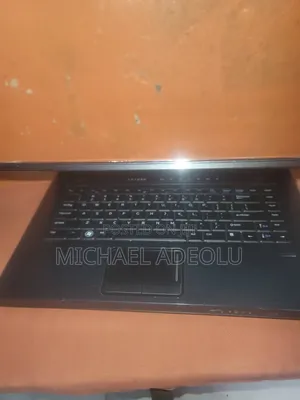 Laptop Dell Vostro 3500 8GB Intel Core i5 HDD 320GB