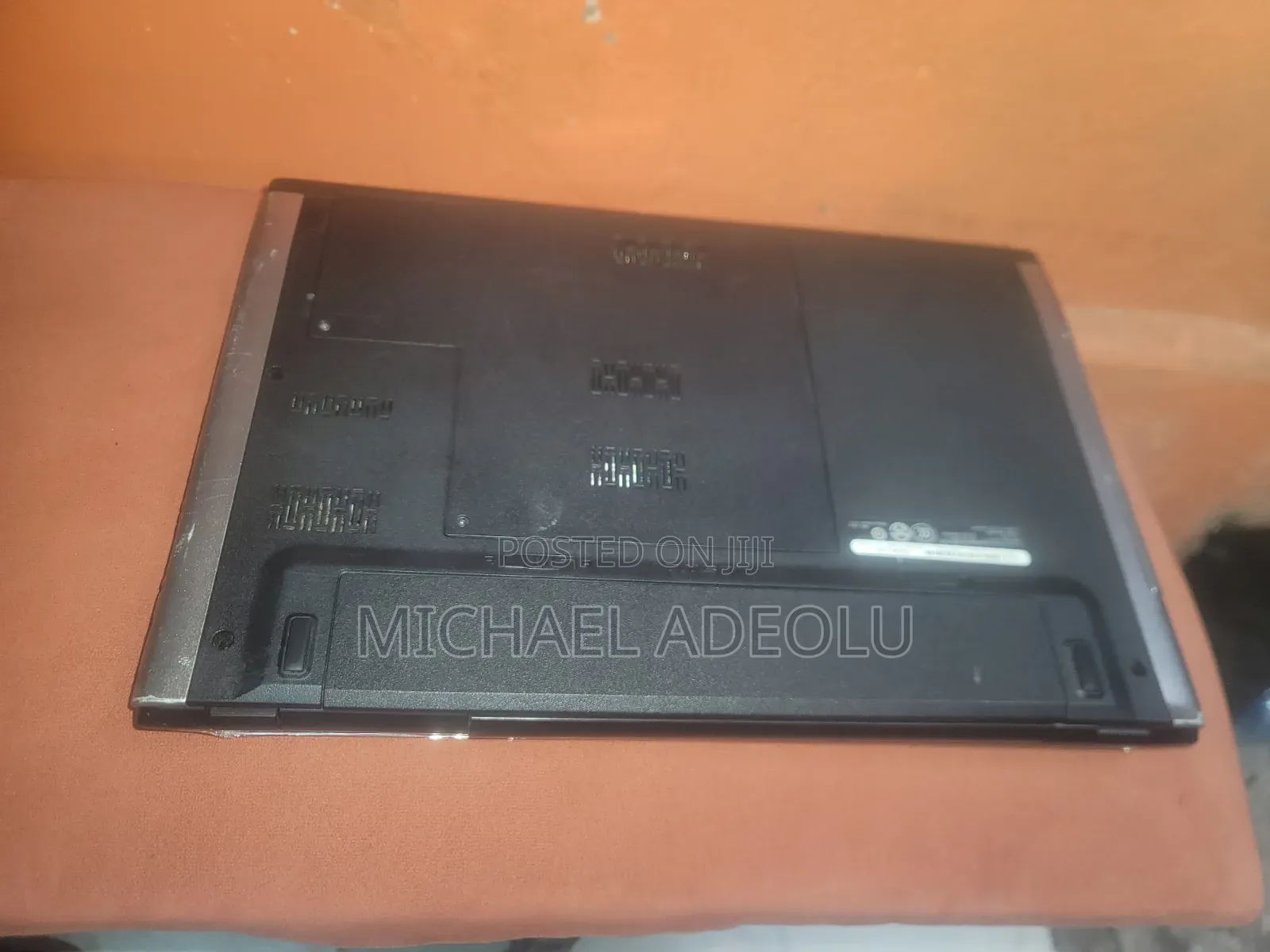 Laptop Dell Vostro 3500 8GB Intel Core i5 HDD 320GB