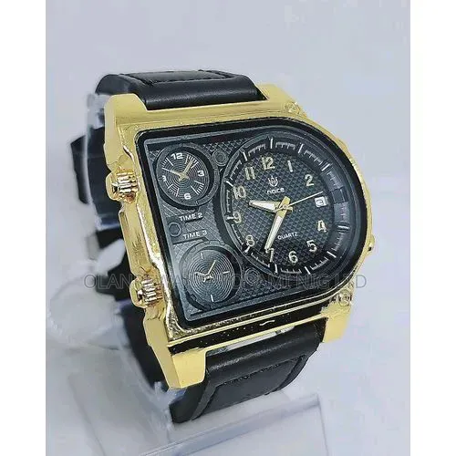 Men Sleek Black Leather Wristwatch