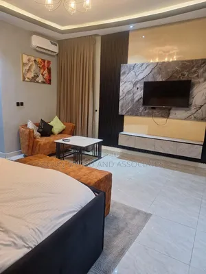 Furnished 3bdrm Apartment in Shonibare Estate for rent
