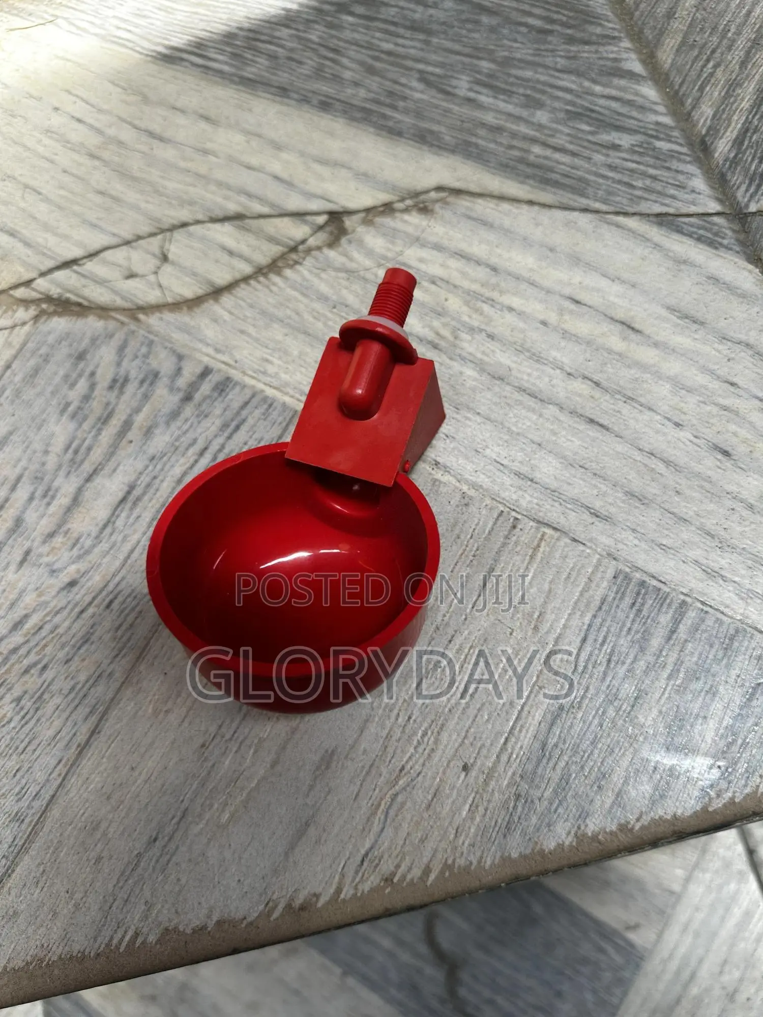 Automatic Watering Cup for Poultry.