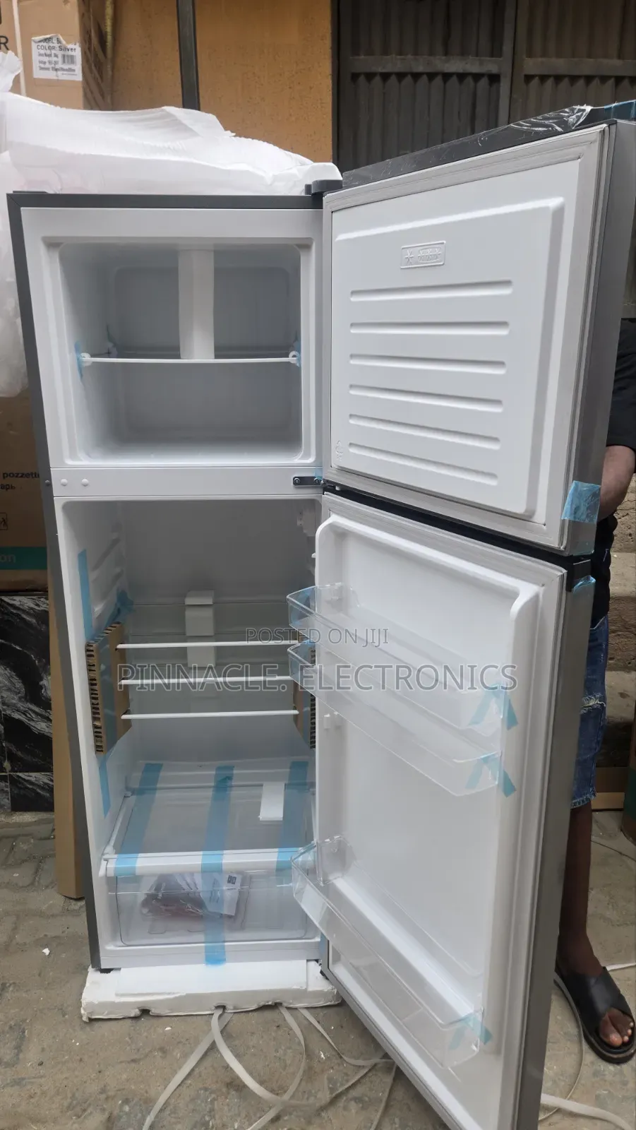 Hisense Refrigerator Fridge Frezzer 306 Litrs