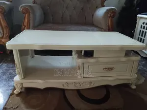 Royal Centre Table