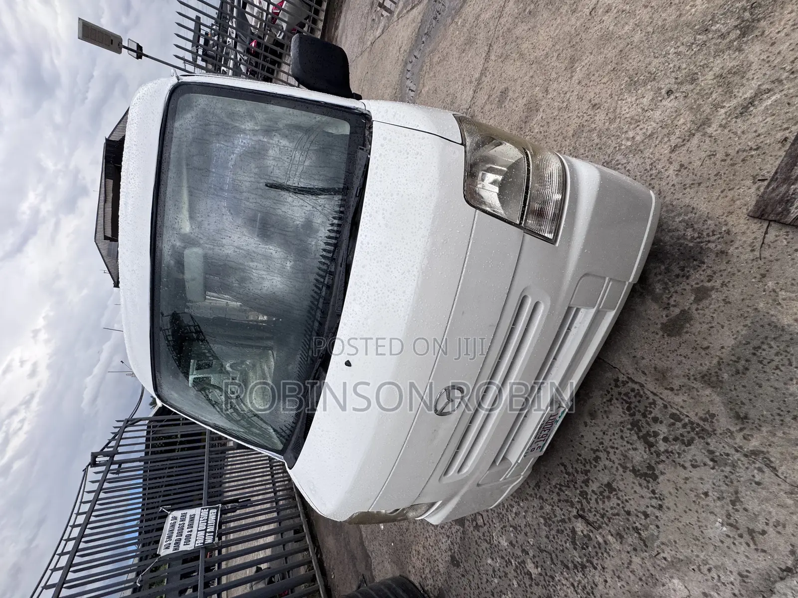 Suzuki Every 2010 White
