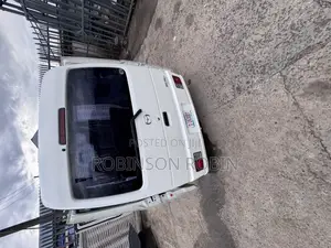 Suzuki Every 2010 White