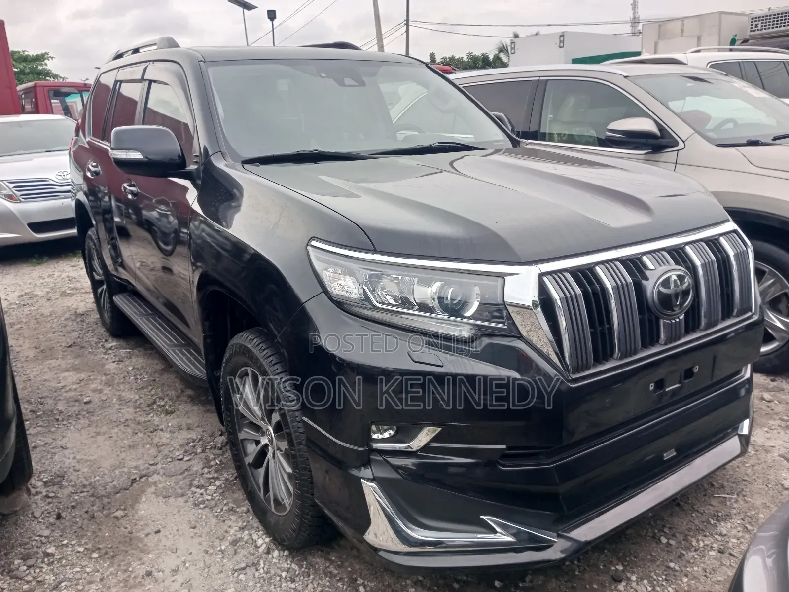 Toyota Land Cruiser Prado 2017 Gray