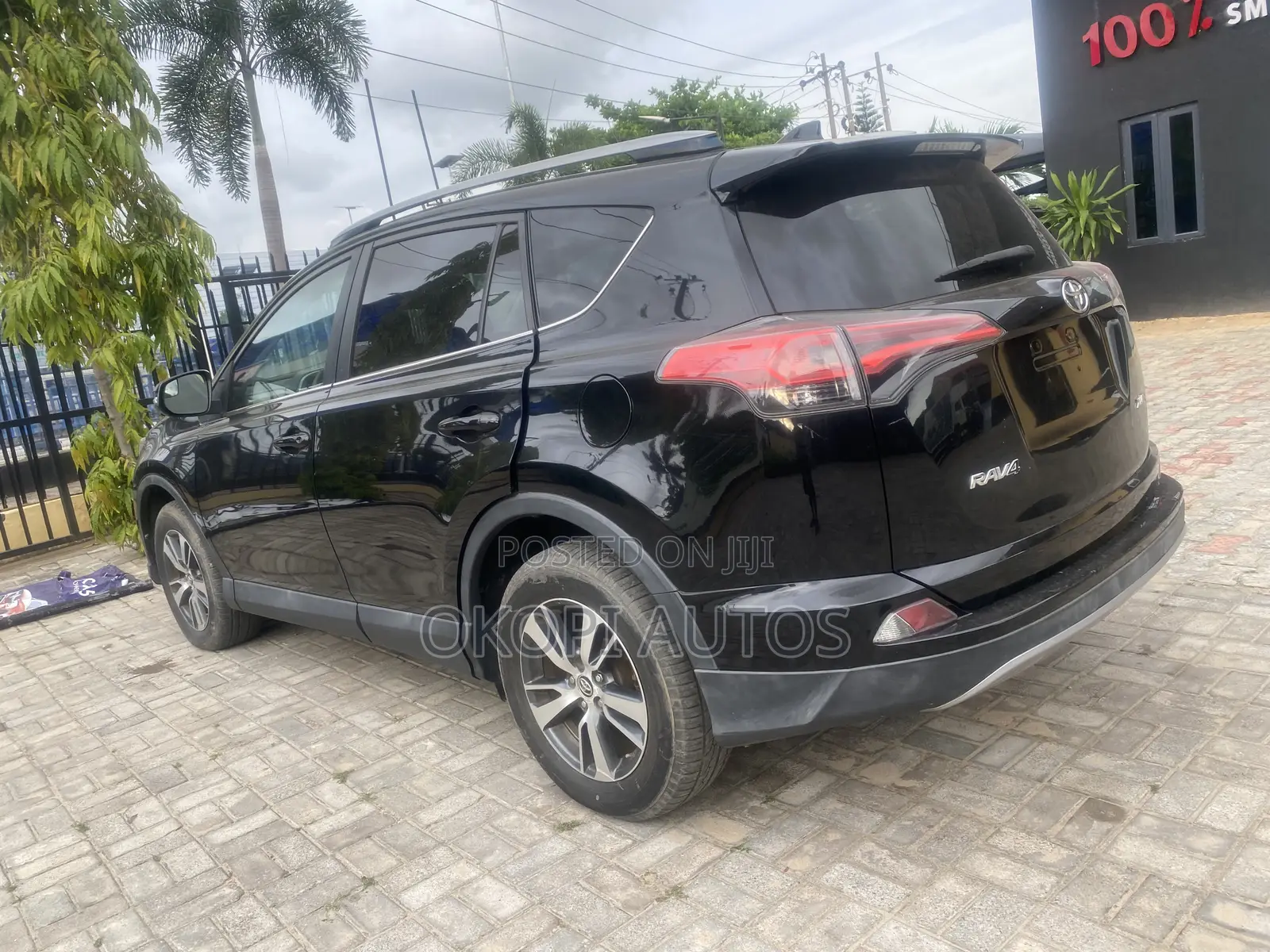 Toyota RAV4 2017 Black