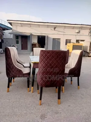 Brand New Top Quality 6 Seaters Faux Marble Dinning Set