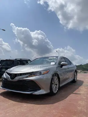 Toyota Camry XSE (2.5L 4cyl 8A) 2019 Gray