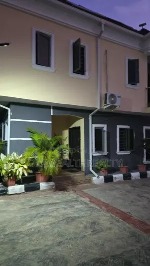4bdrm Duplex in Ibadan for rent