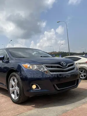 Toyota Venza XLE 4dr Wagon AWD (2.7L 4cyl 6A) 2015 Blue
