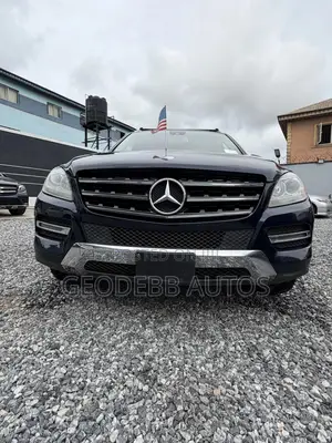 Mercedes-Benz M Class 2014 Blue