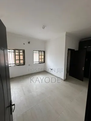1bdrm Shared Apartment in Agungi for rent