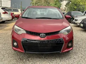 Toyota Corolla S 4dr Sedan (1.8L 4cyl CVT) 2015 Red