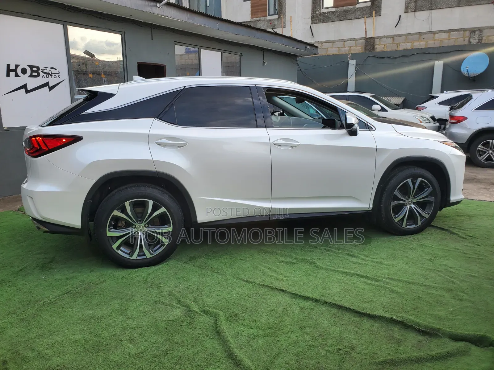 Lexus RX 350 AWD 2017 White