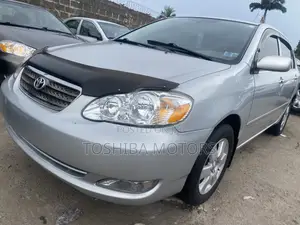 Toyota Corolla LE 2026 Silver