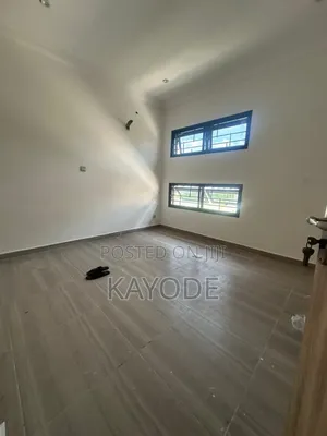 4bdrm House in Ogudu GRA for rent