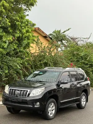 Toyota Land Cruiser Prado 2014 Black