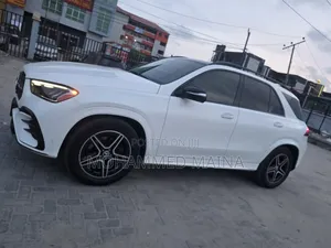 Mercedes-Benz GLE-Class 2025 White