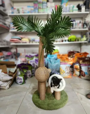 Palm Cat Tree (Luxury)