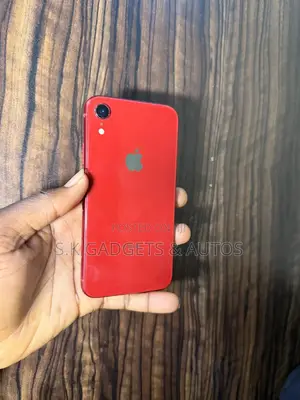 Apple iPhone XR 64 GB Red