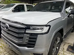 New Toyota Land Cruiser 79 Series 2025 Silver