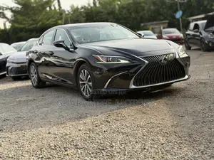 Lexus ES 2019 Black