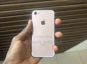 Apple iPhone 7 32 GB Rose Gold