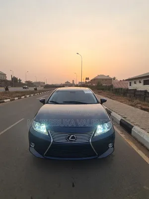Lexus ES 2014 Blue