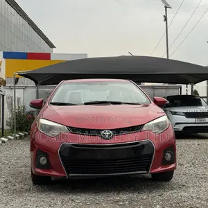 Toyota Corolla 2015 Red