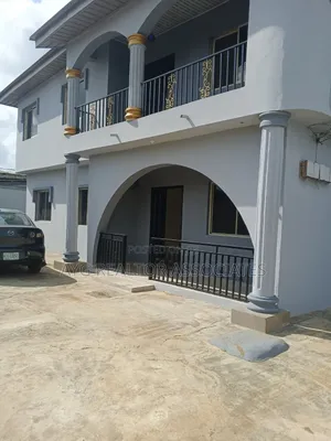 3bdrm Apartment in Ayg Realtor, Alakuko for rent