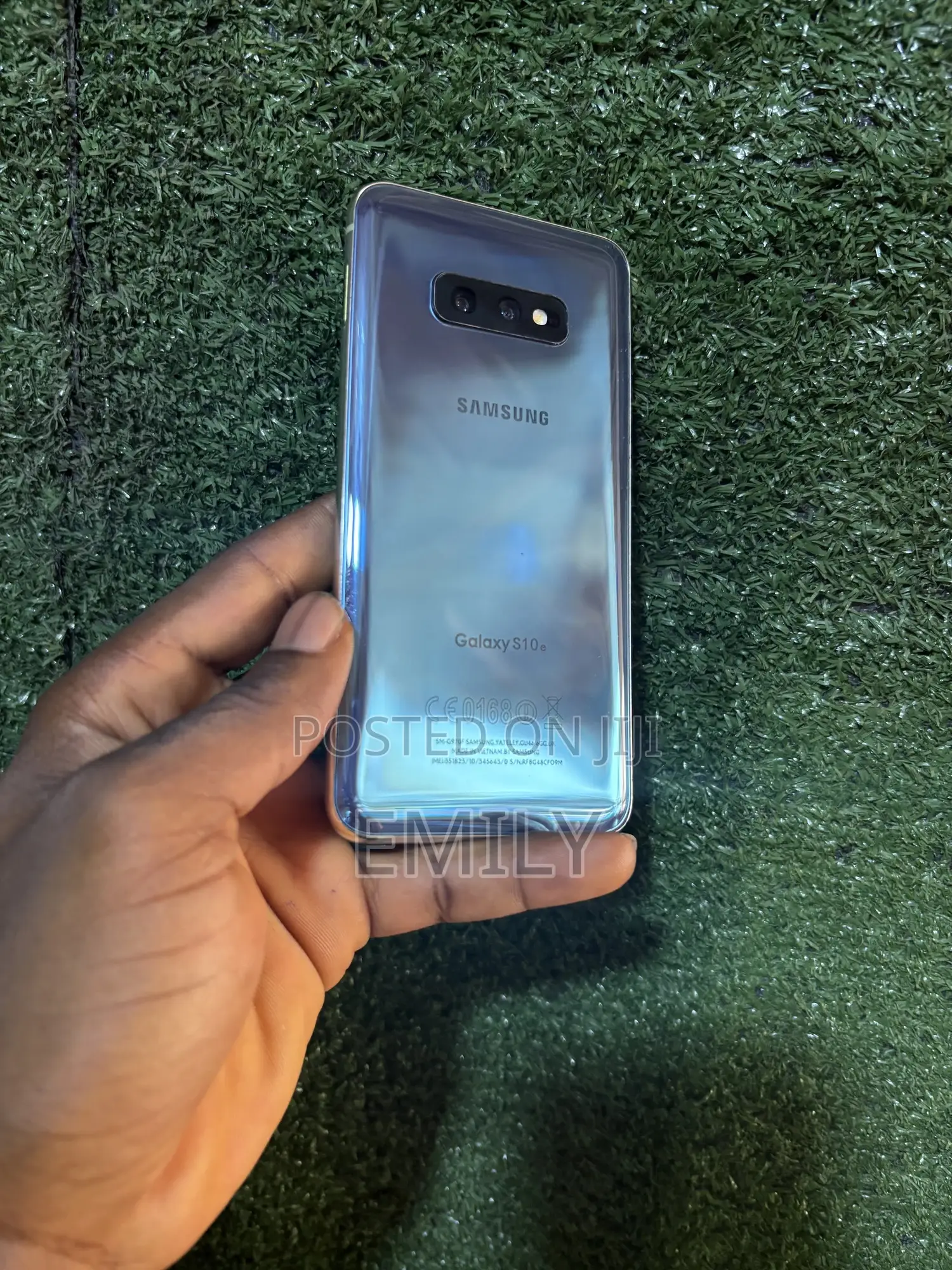 Samsung Galaxy S10e 128 GB Blue