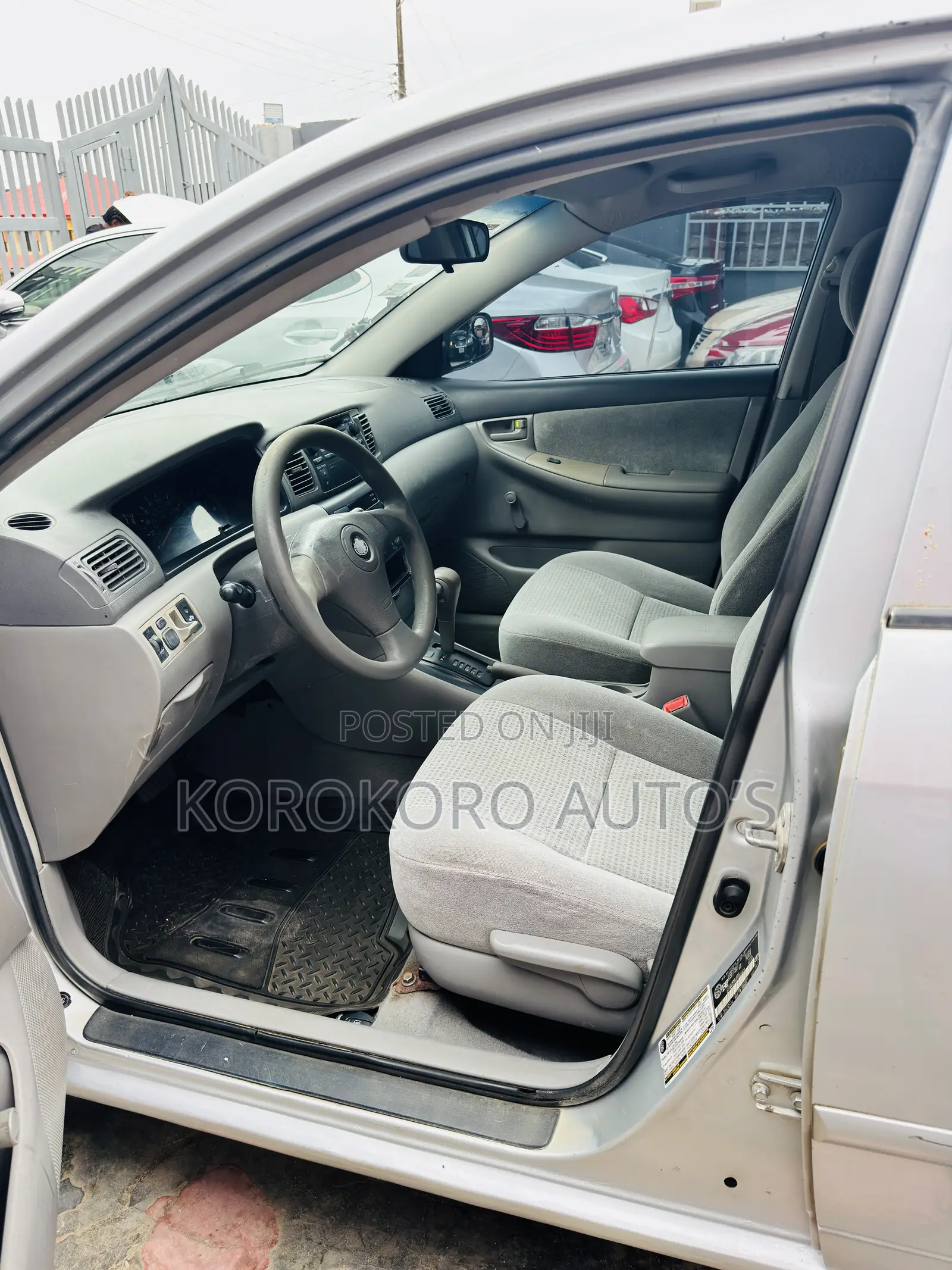 Toyota Corolla LE 2006 Silver