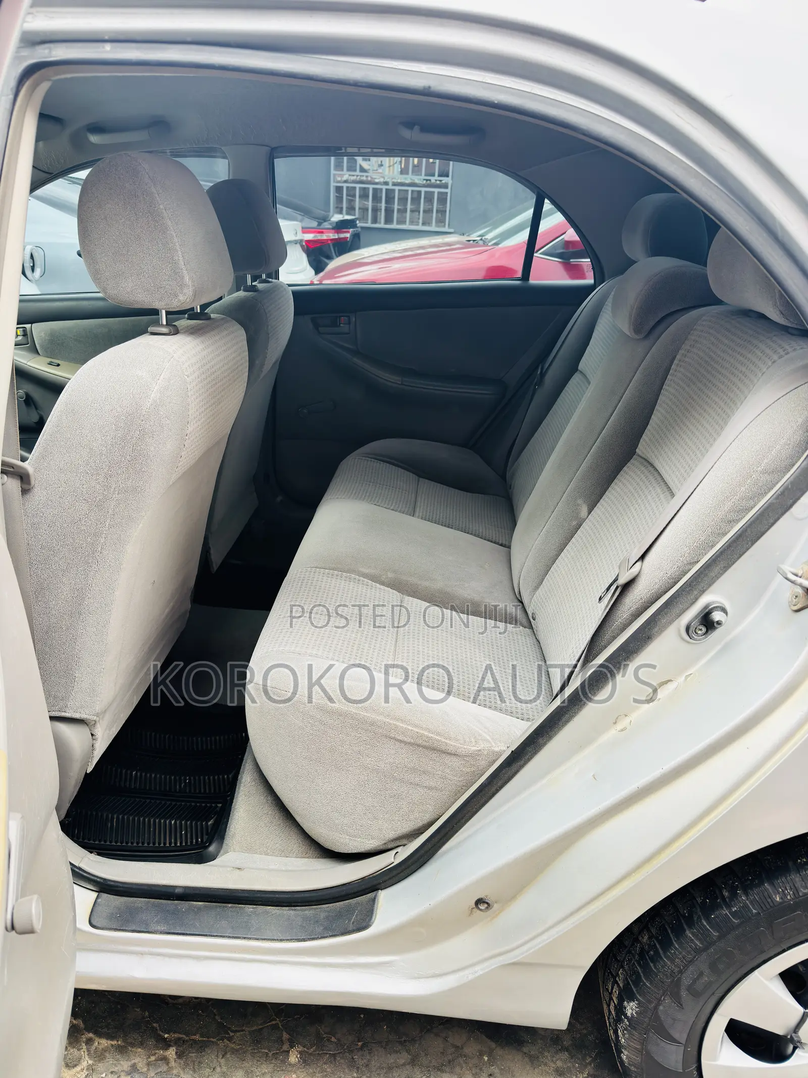 Toyota Corolla LE 2006 Silver