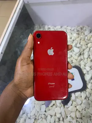 Apple iPhone XR 128 GB Red