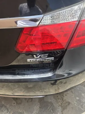 Honda Accord Touring 4dr Sedan FWD (3.5L 6cyl 6A) 2013 Black
