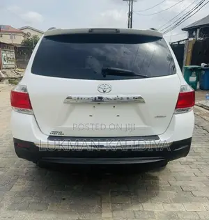 Toyota Highlander 2013 White