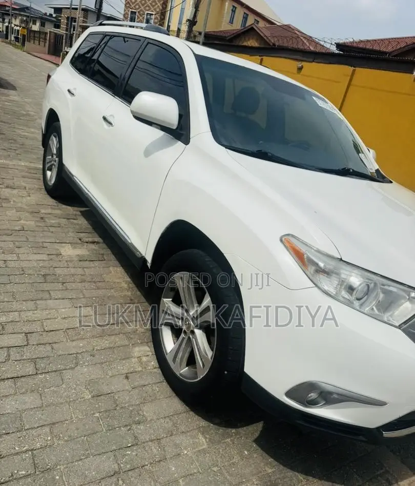 Toyota Highlander 2013 White