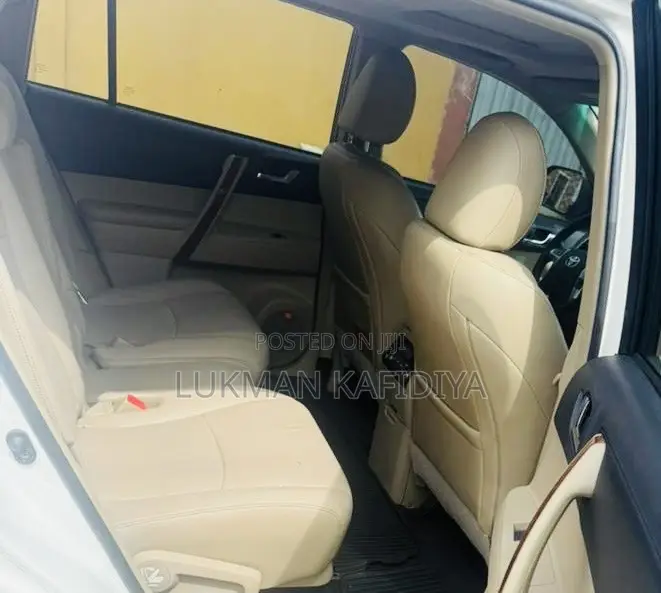 Toyota Highlander 2013 White
