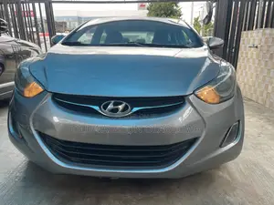 Hyundai Elantra GLS 2011 Silver