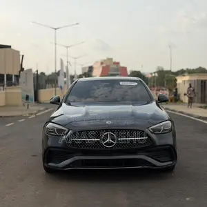 Mercedes-Benz C300 2023 Gray