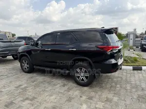 Toyota Fortuner 2024 Black