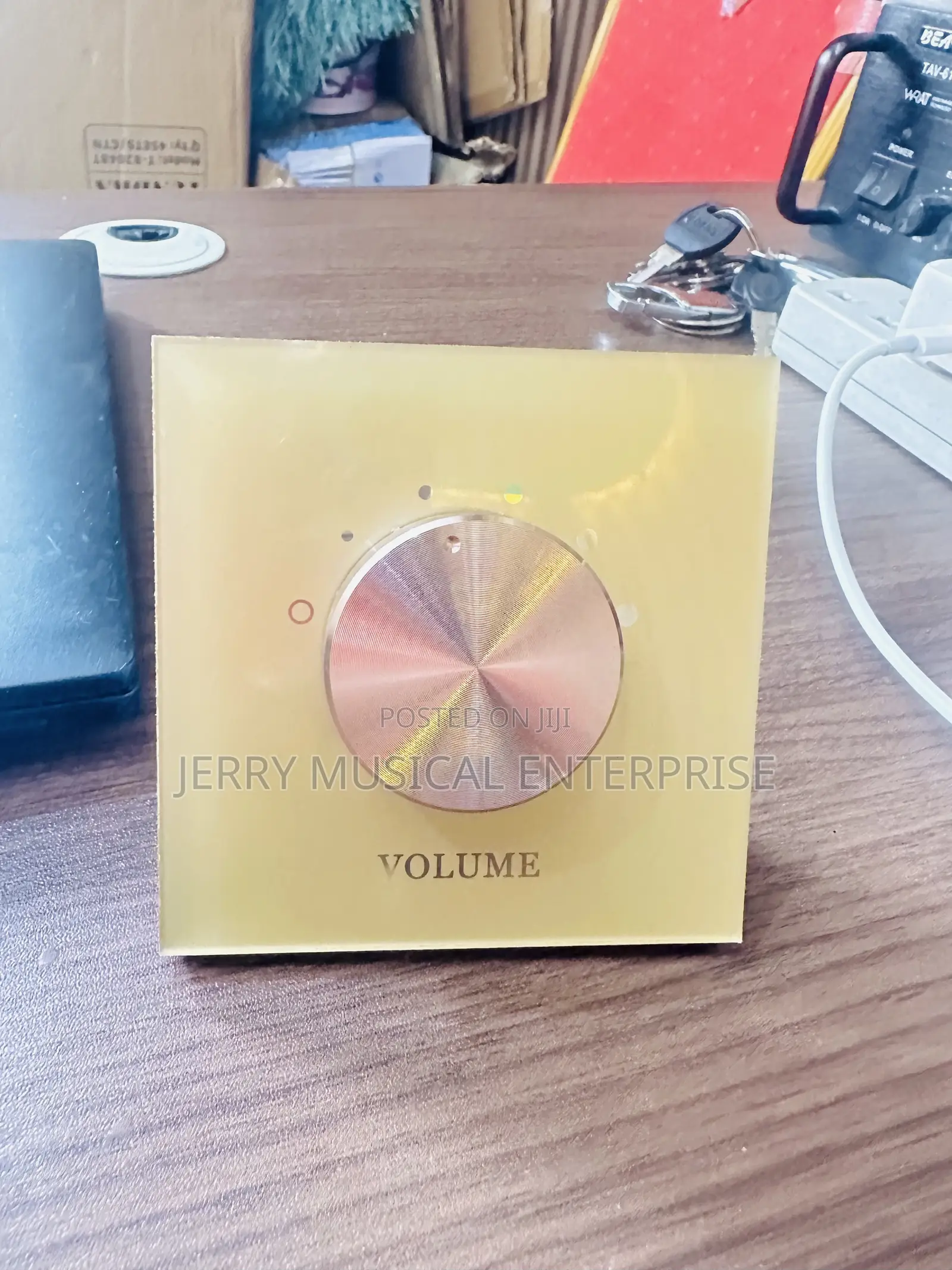 Gold Color Volume Controller