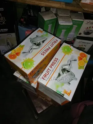 Manual Fruit Press
